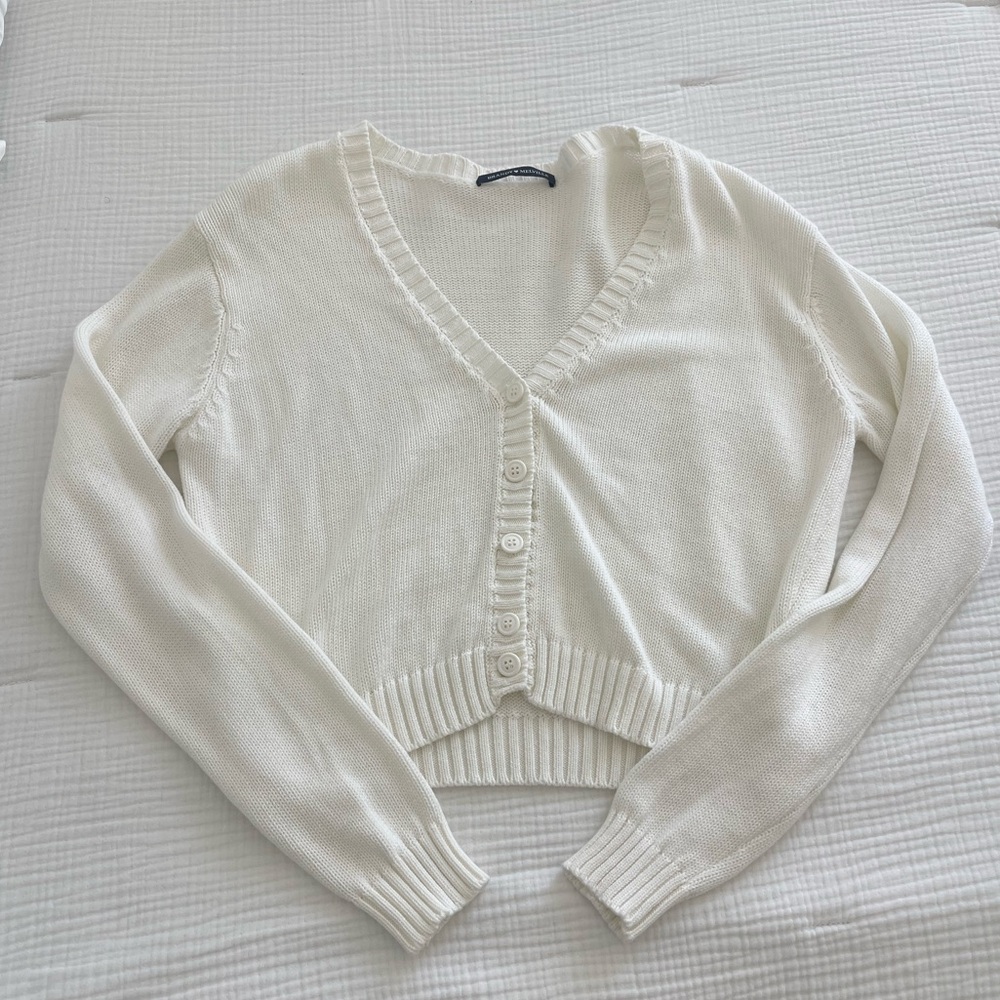 Brandy Melville rare white cardigan - Picture 1 of 4